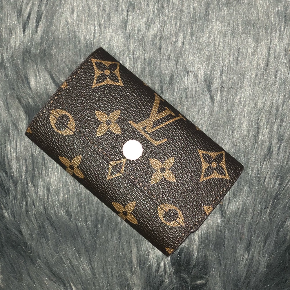 Louis Vuitton key holder